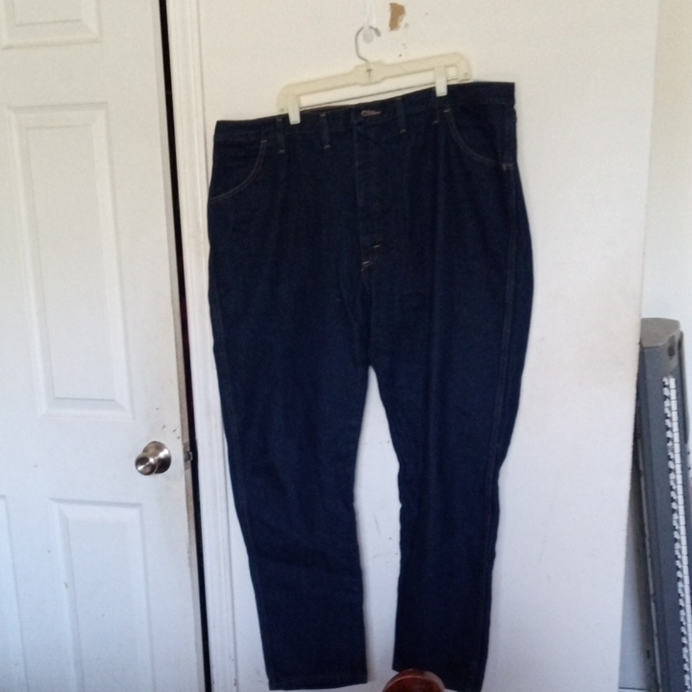Relaxed Blue Jeans with Classic Fit